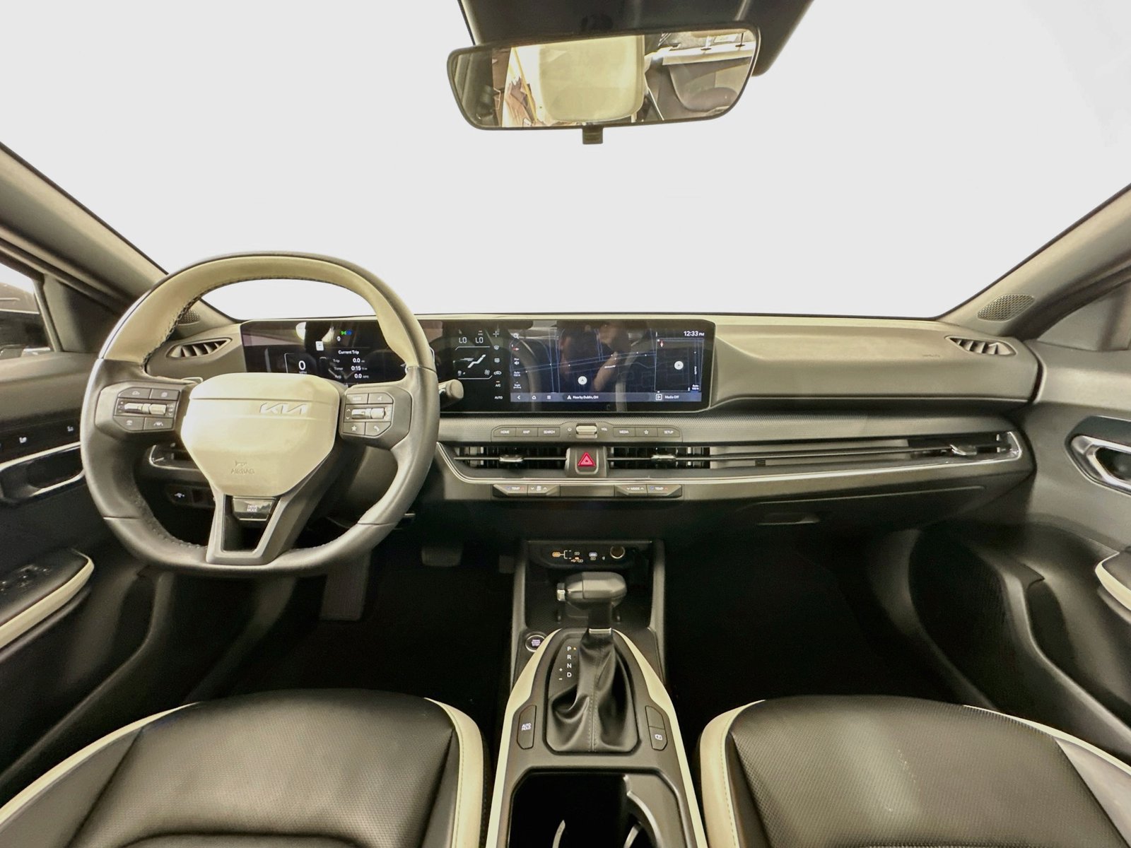 Used 2025 Kia K4 GT-Line w/ GT-Line Premium Package FWD image 14