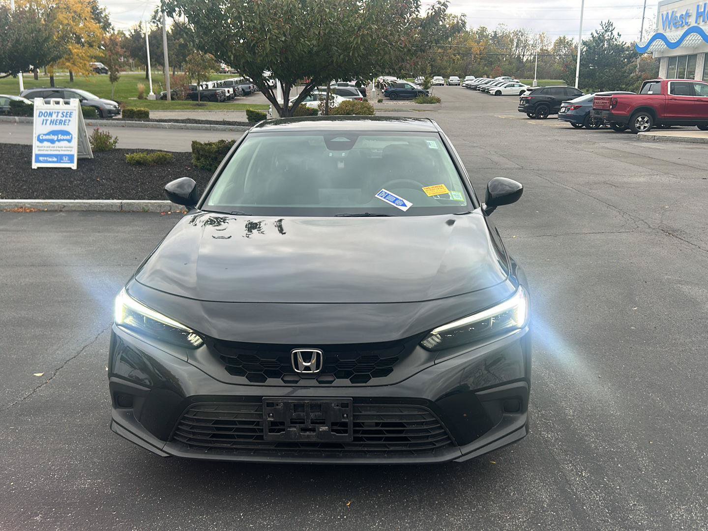 Used 2024 Honda Civic LX image 3