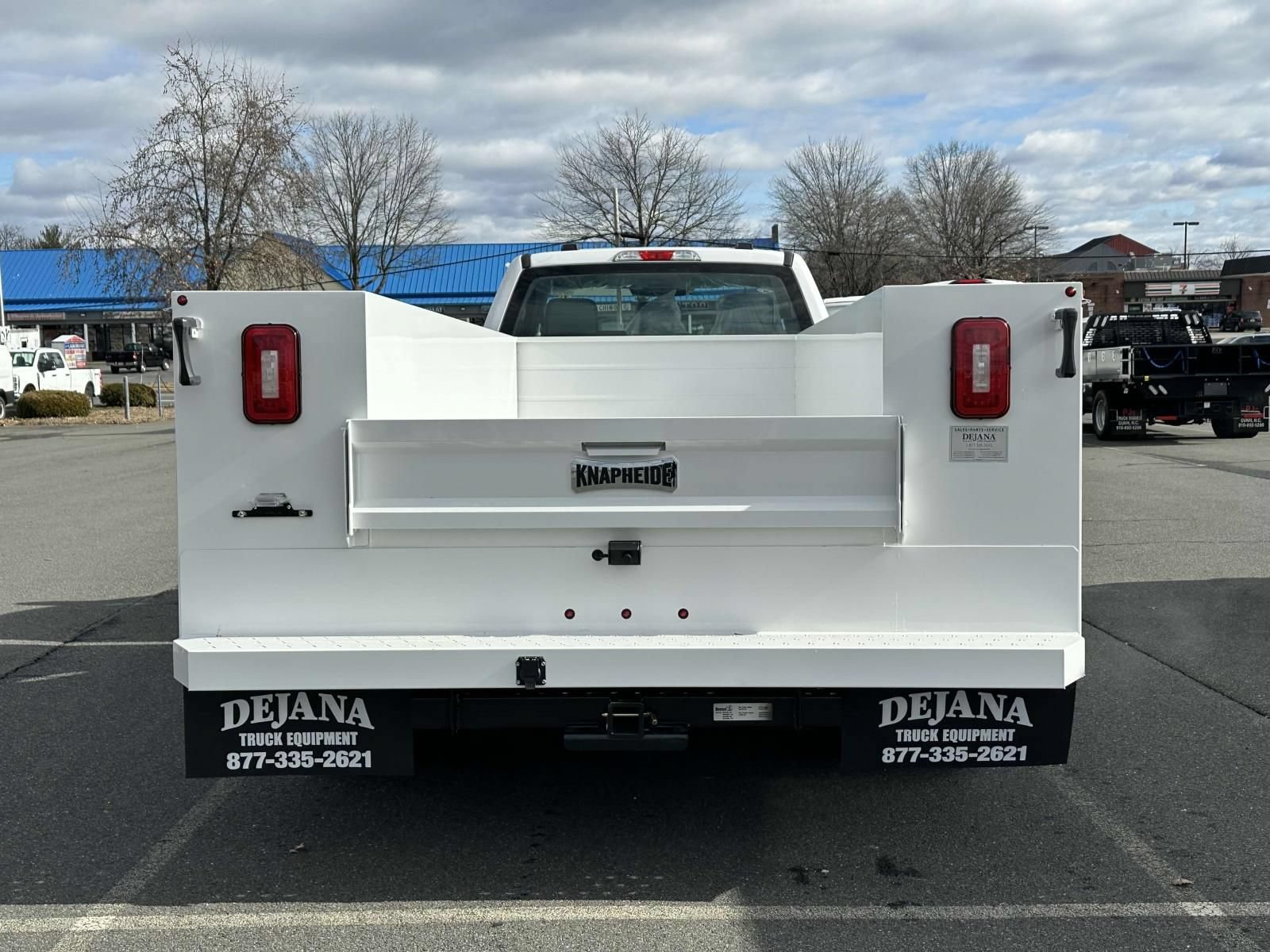 New 2024 Ford F350 XL w/ XL Chrome Package RWD image 3