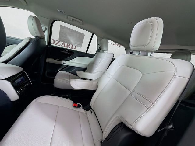New 2026 Lincoln Aviator 2WD image 26