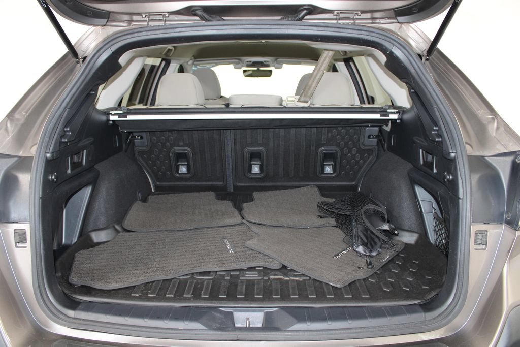 Used 2021 Subaru Outback Premium AWD/4WD image 14