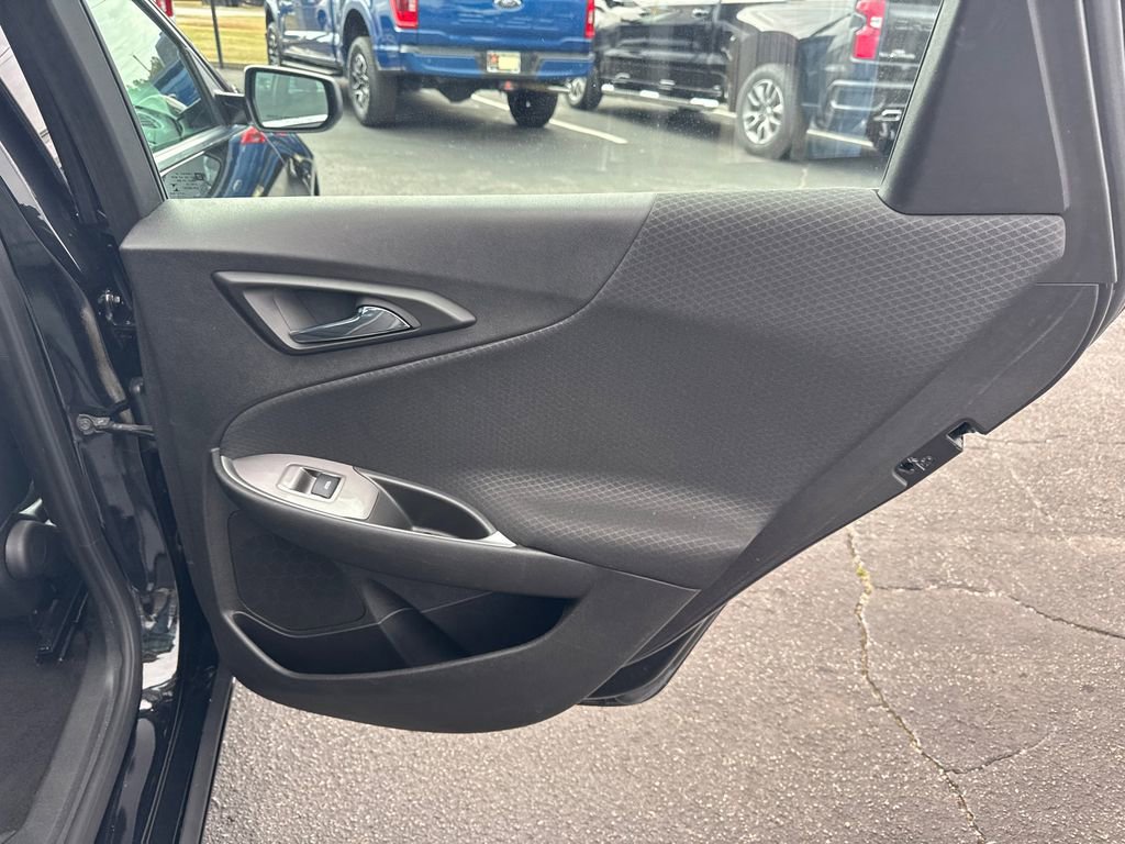 Used 2024 Chevrolet Malibu LT image 17