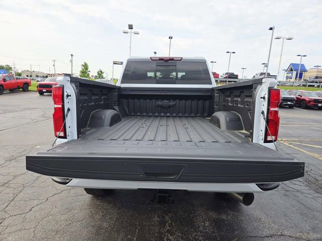 New 2026 Chevrolet Silverado 3500 High Country w/ High Country Premium Package AWD/4WD image 11