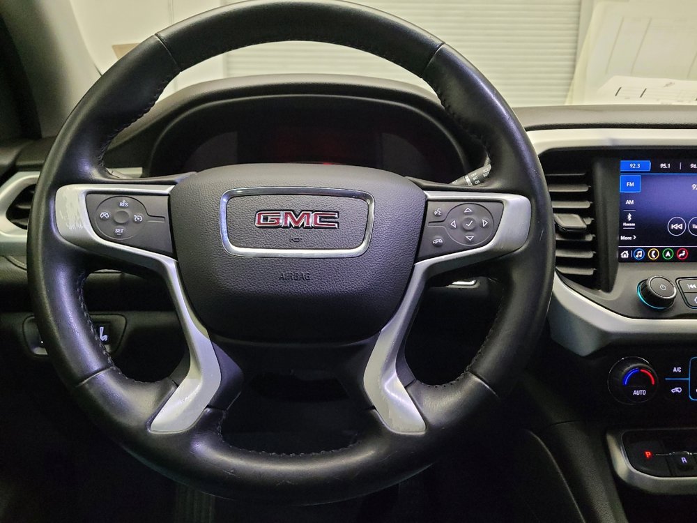 Used 2020 GMC Acadia SLT FWD image 22