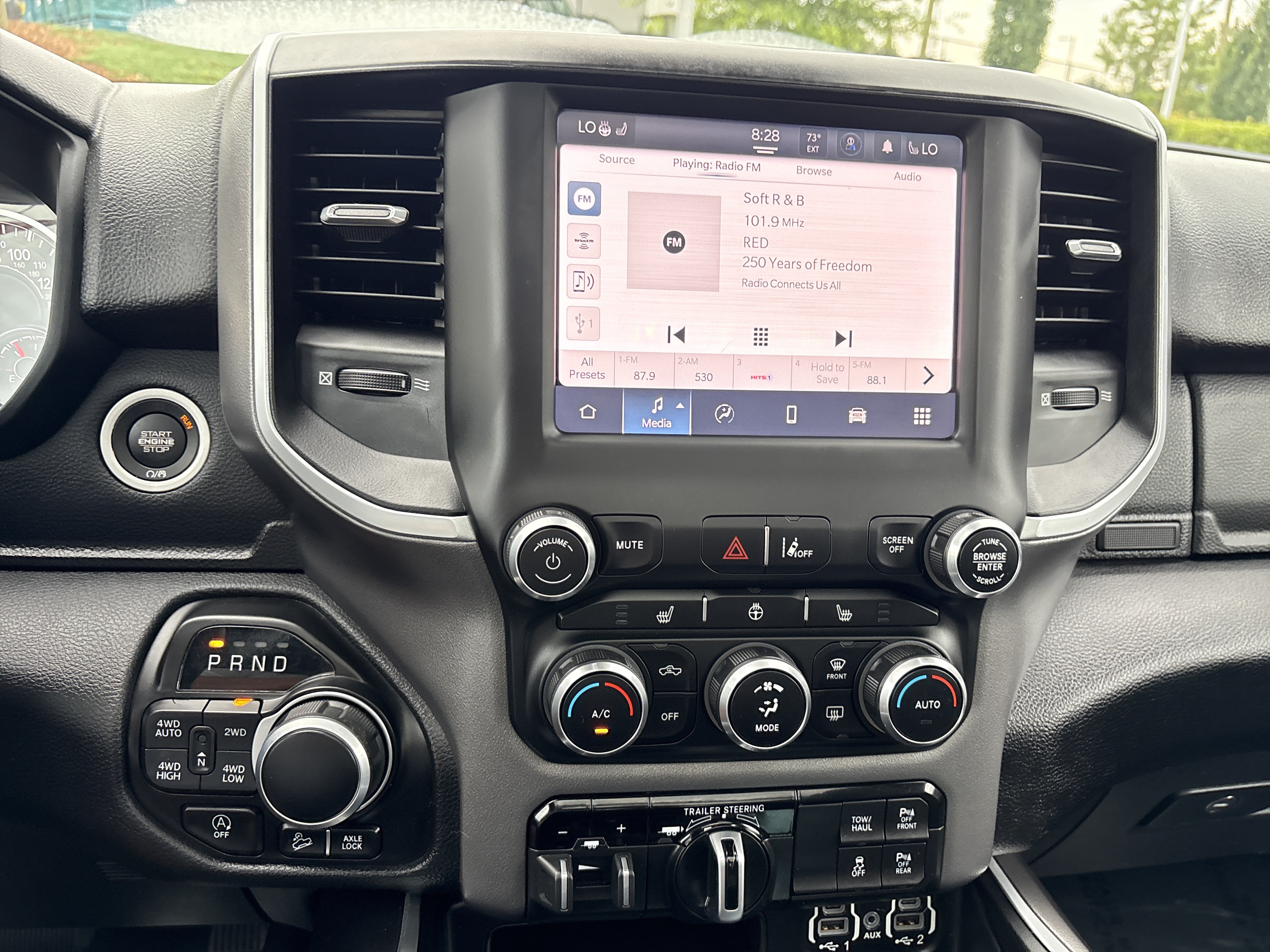 Used 2022 RAM 1500 Big Horn AWD/4WD image 29
