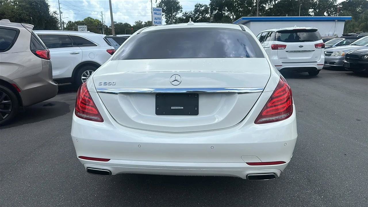 Used 2017 Mercedes-Benz S 550 Sedan image 11