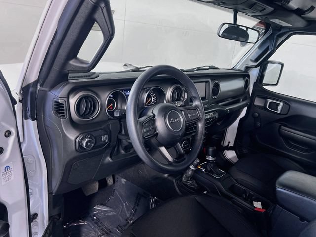 Used 2023 Jeep Wrangler Unlimited Sport AWD/4WD image 11