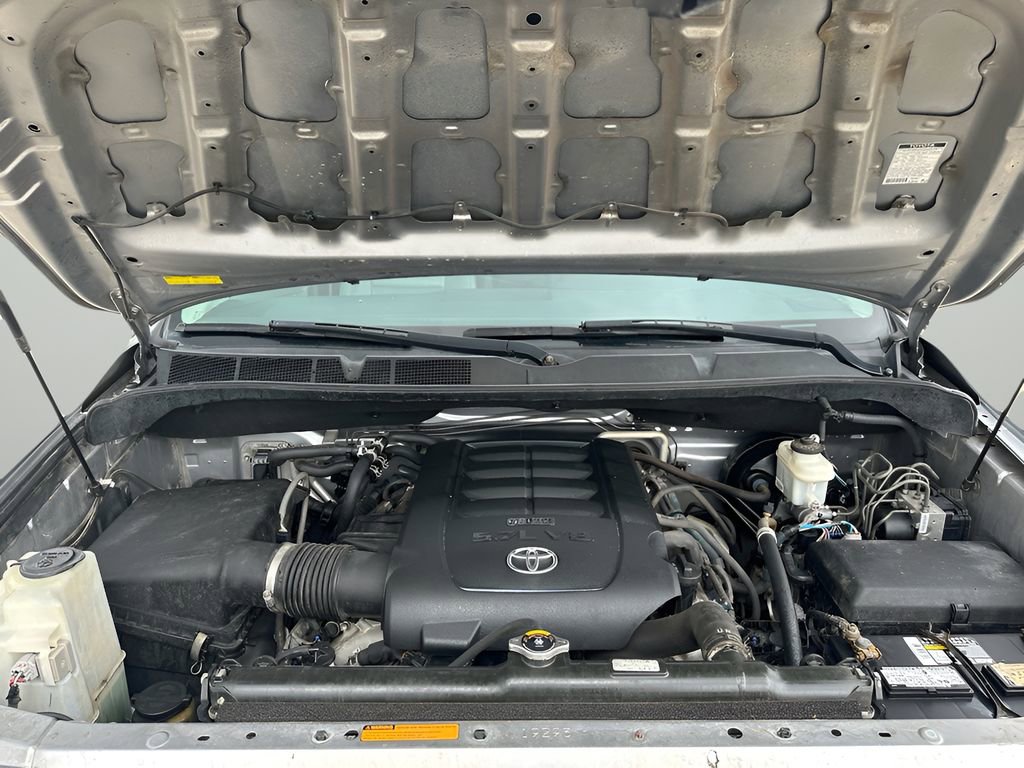 Used 2013 Toyota Sequoia Limited RWD image 32