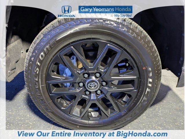 Used 2025 Toyota Tundra Limited image 12