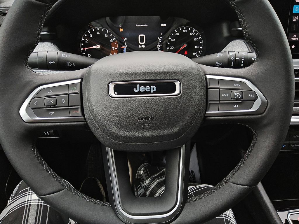 New 2026 Jeep Compass Latitude image 23