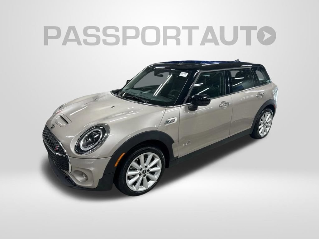 Used 2024 MINI Cooper Clubman S w/ Signature Upholstery Package AWD/4WD image 1