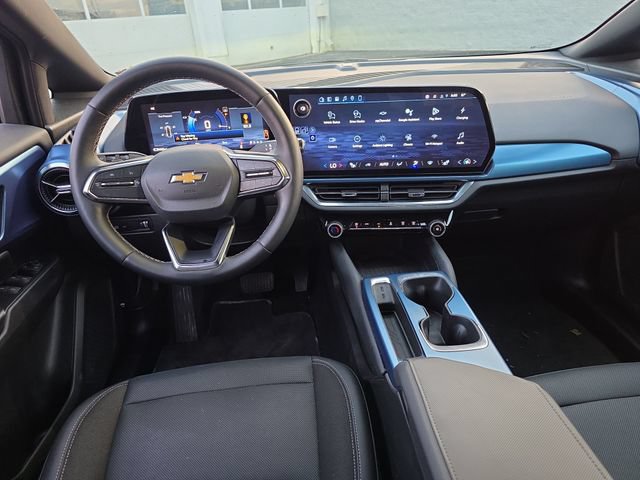 Certified 2024 Chevrolet Equinox EV LT FWD image 12