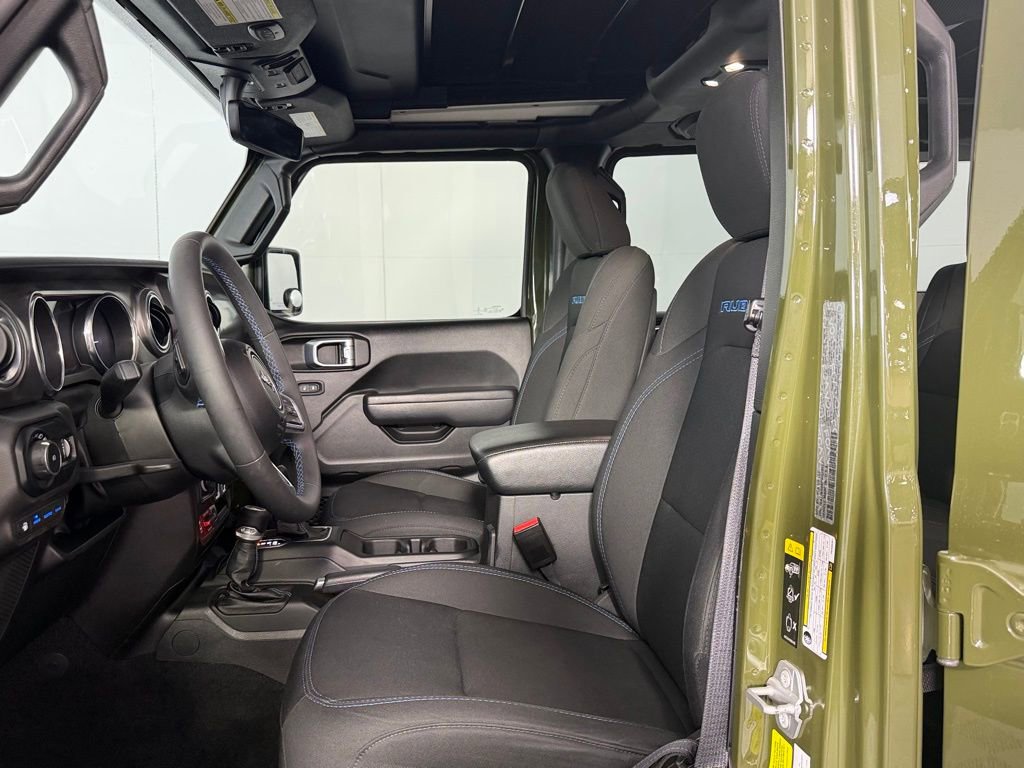 Used 2023 Jeep Wrangler Unlimited Rubicon 4xe image 20