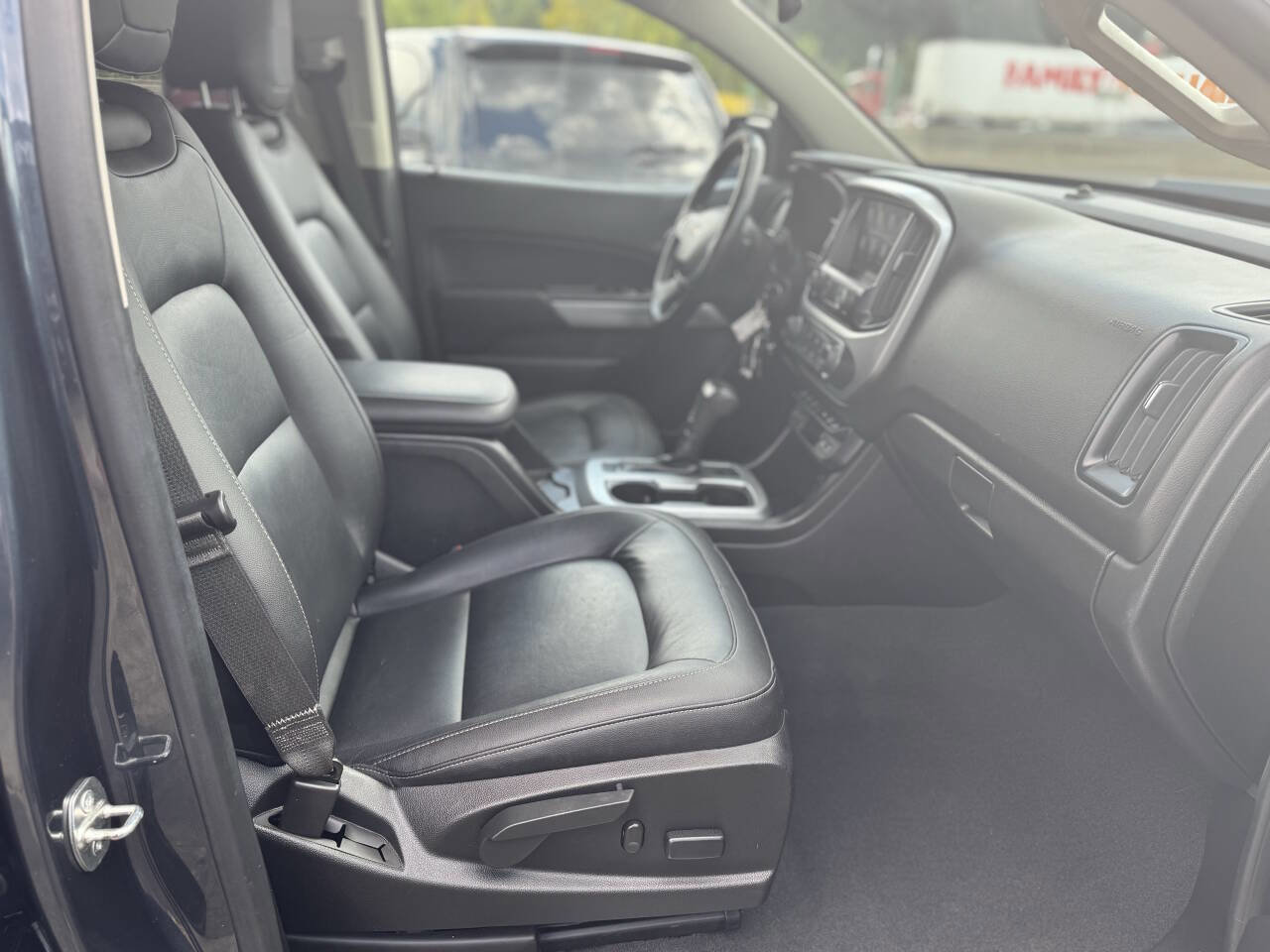 Used 2019 Chevrolet Colorado ZR2 image 24