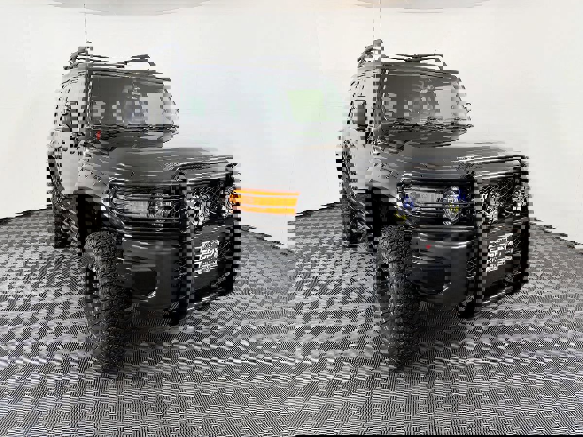 Used 2014 Toyota FJ Cruiser 4WD w/ Convenience Package image 5