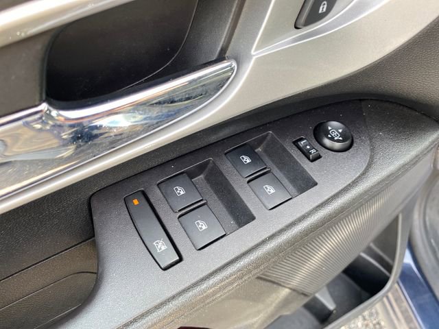 Used 2017 Chevrolet Equinox LT w/ Convenience Package FWD image 17