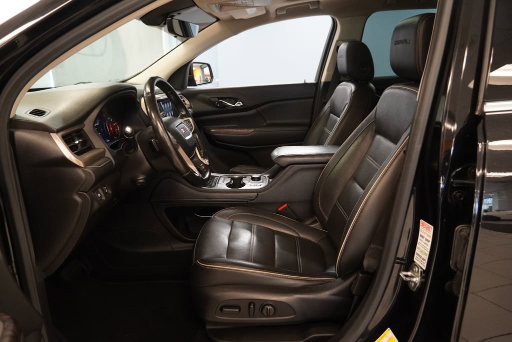Used 2020 GMC Acadia Denali w/ Trailering Package AWD/4WD image 6