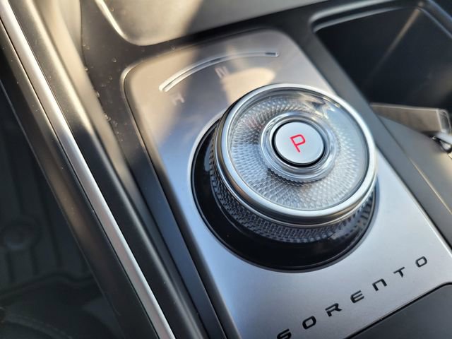 Used 2025 Kia Sorento EX image 17