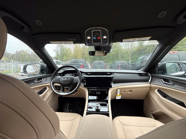 New 2027 Jeep Grand Cherokee Limited AWD/4WD image 11