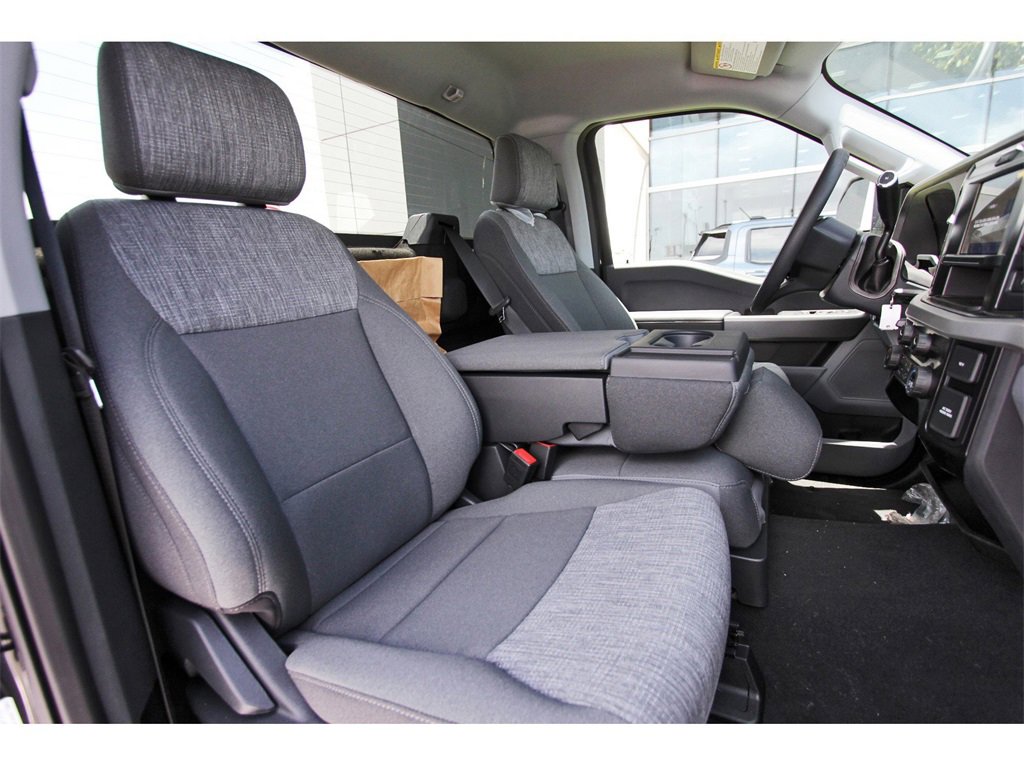 New 2025 Ford F550 2WD Regular Cab Super Duty w/ XLT Value Package image 10