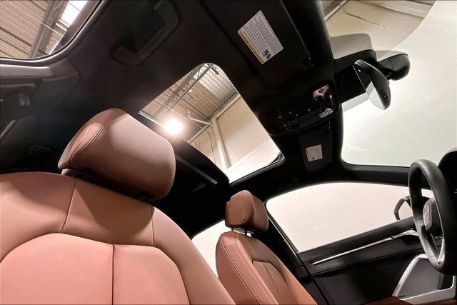 Certified 2025 Audi Q3 2.0T Premium w/ Convenience Package image 16