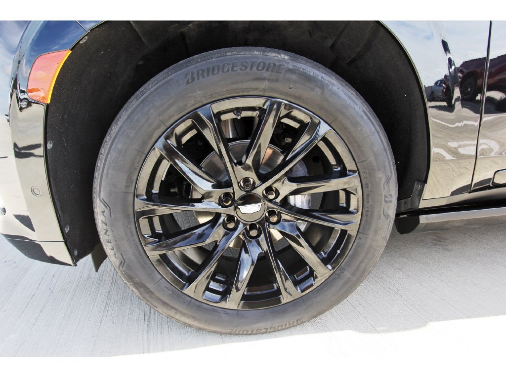 Certified 2024 Cadillac Escalade Sport Platinum w/ LPO, ONYX Package AWD/4WD image 32