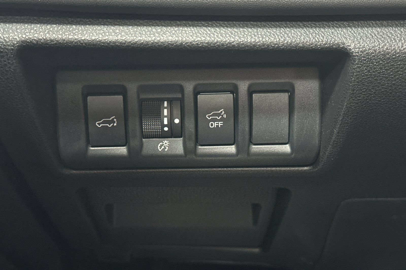 Used 2025 Subaru Outback Onyx Edition AWD/4WD image 35