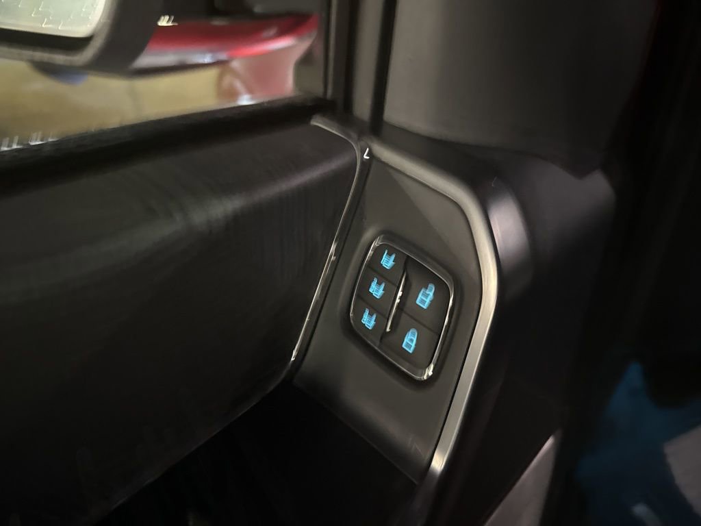 Used 2023 Ford F150 Platinum w/ Equipment Group 701A High image 10