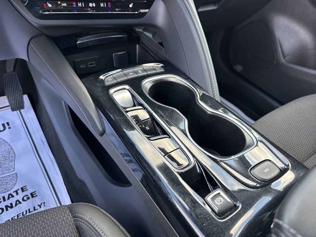 Used 2022 Buick Envision Preferred FWD image 19