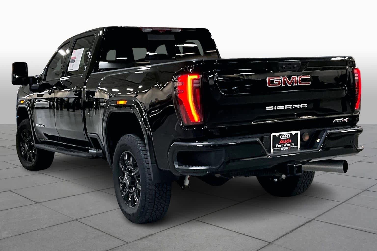 Used 2025 GMC Sierra 2500 AT4 w/ AT4 Premium Plus Package image 22