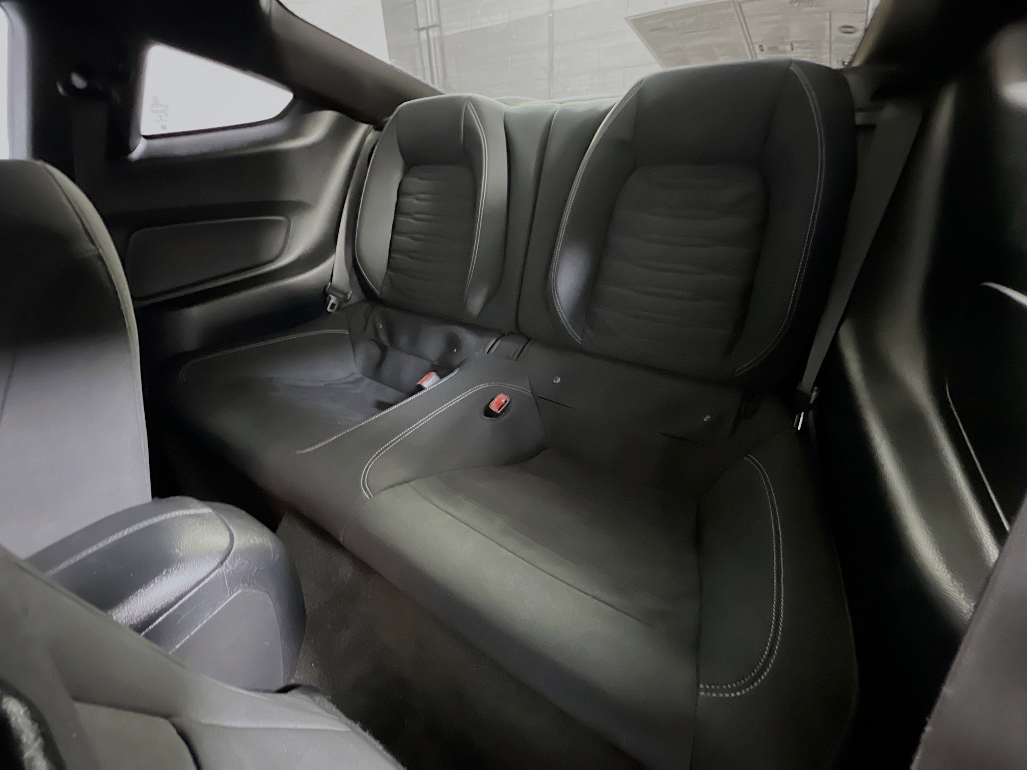 Used 2017 Ford Mustang Coupe image 29