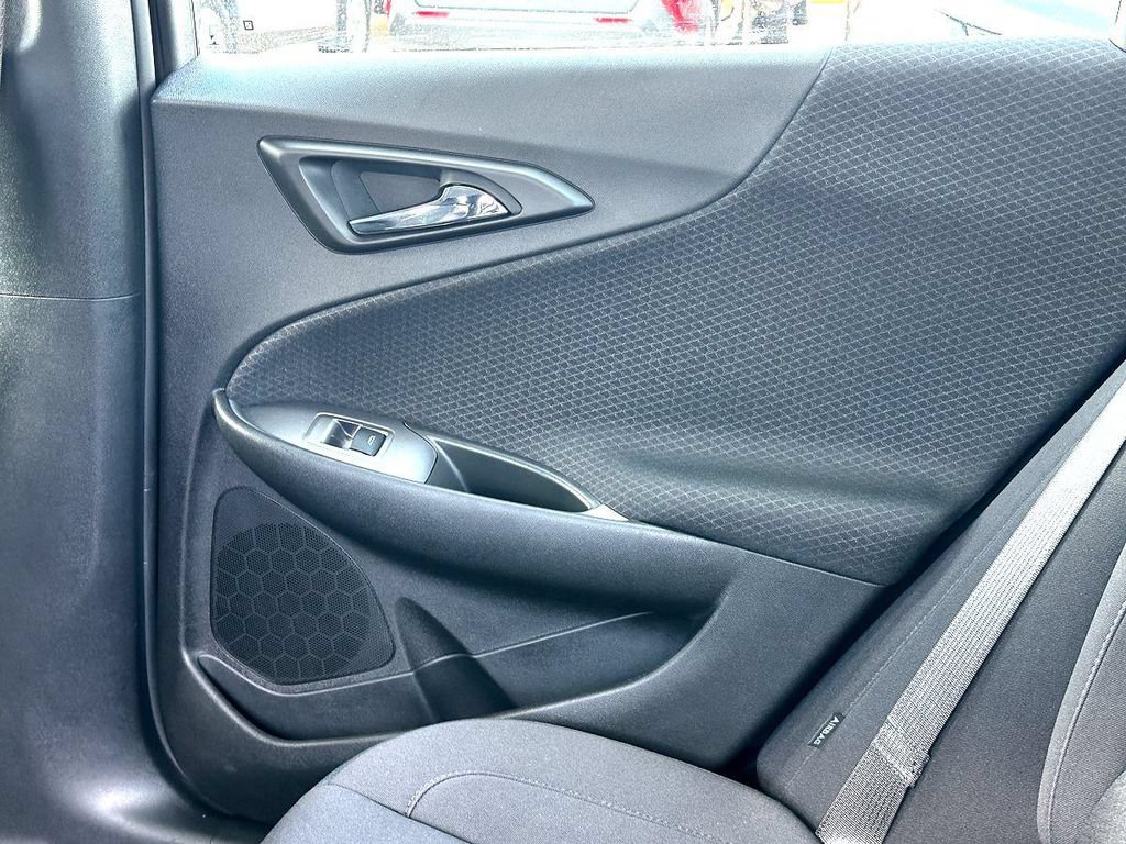 Used 2023 Chevrolet Malibu RS FWD image 22