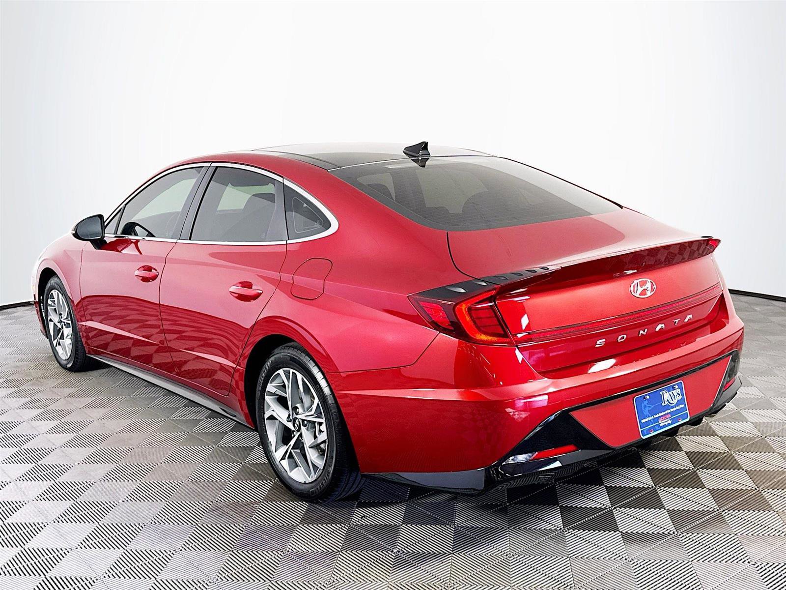 Certified 2023 Hyundai Sonata SEL w/ Convenience Package image 7