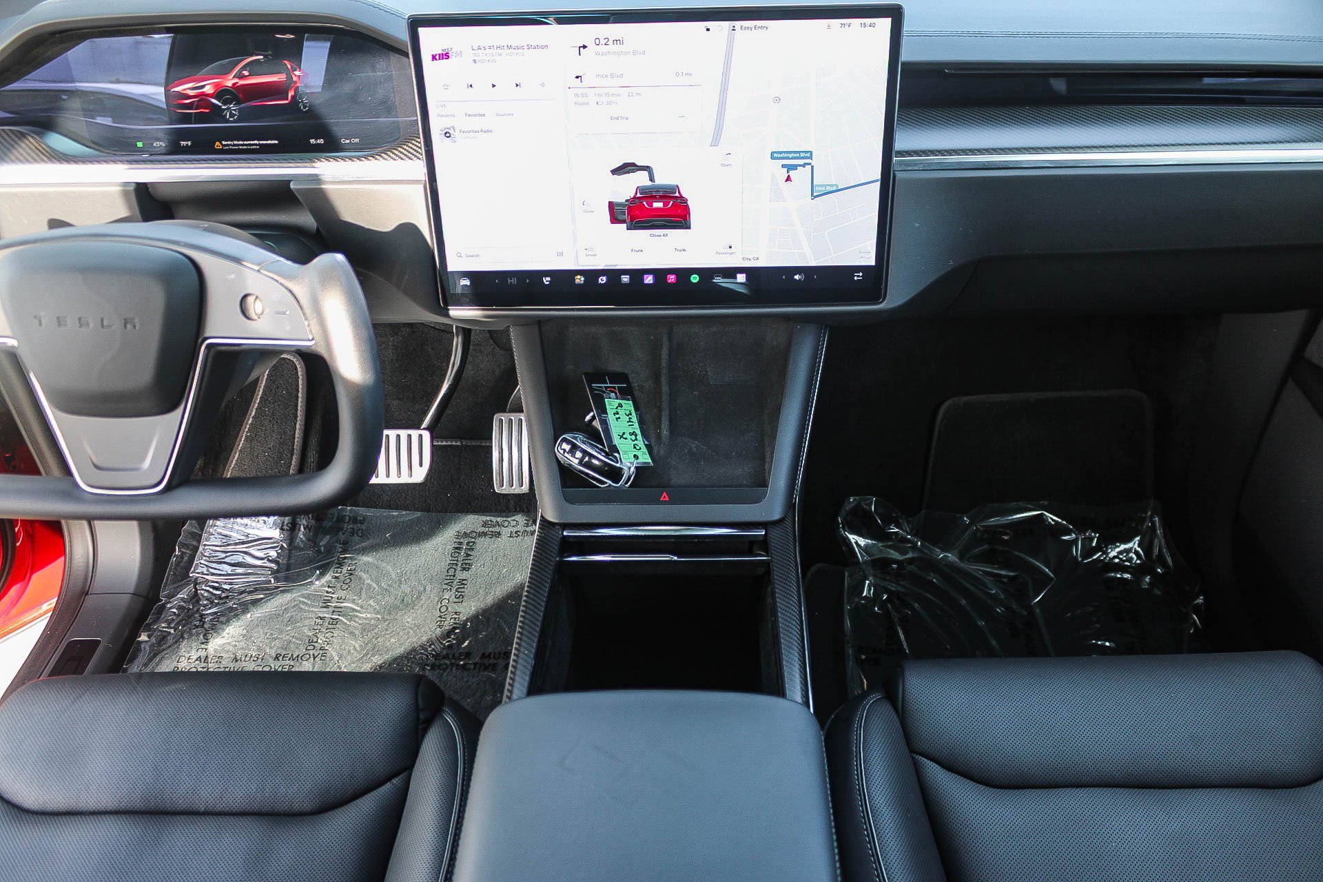 Used 2022 Tesla Model X Plaid image 13