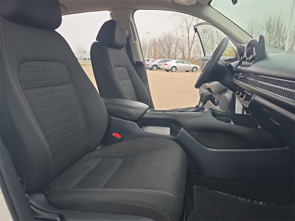 Used 2023 Honda HR-V LX image 10
