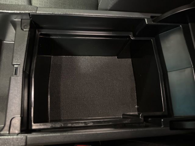 Used 2023 Subaru Solterra Limited image 27