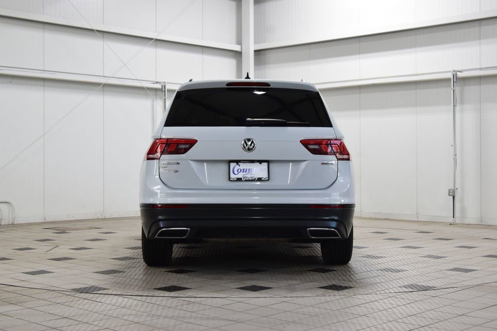 Used 2019 Volkswagen Tiguan SE w/ Panoramic Sunroof Package AWD/4WD image 7