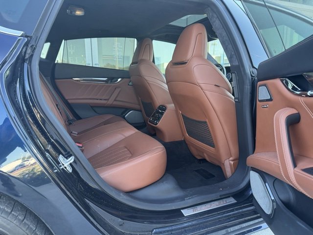 Used 2021 Maserati Quattroporte S GranLusso image 8