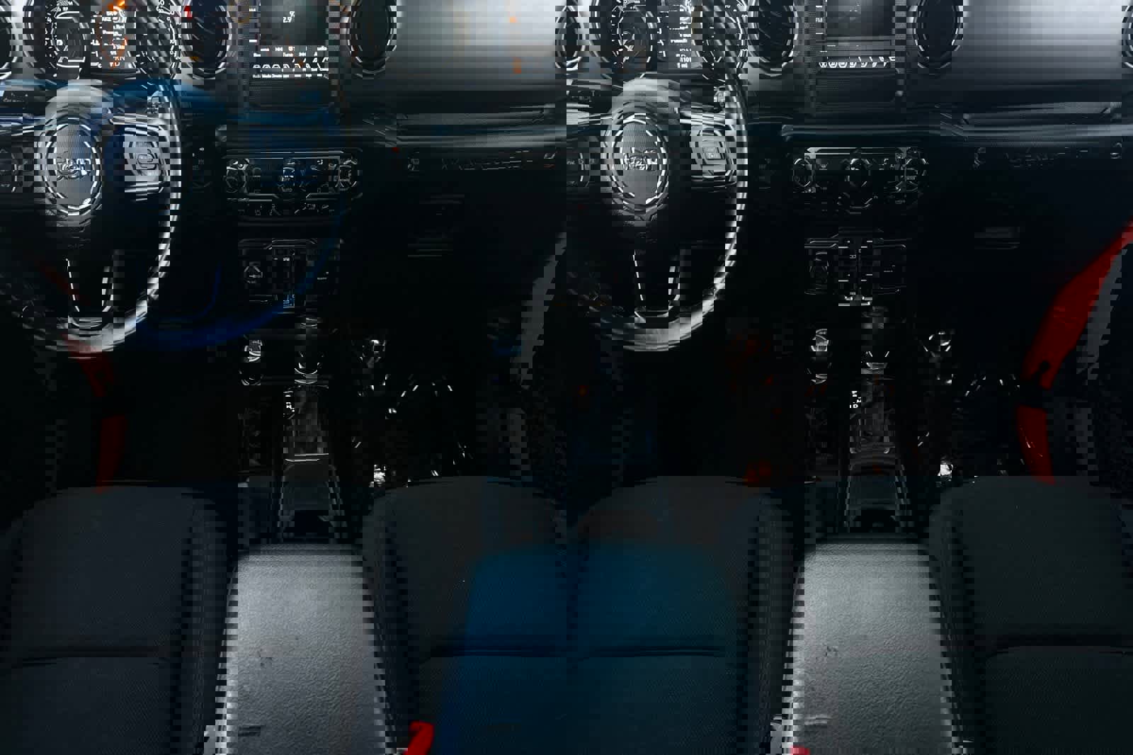 Used 2020 Jeep Wrangler Unlimited Sport image 4