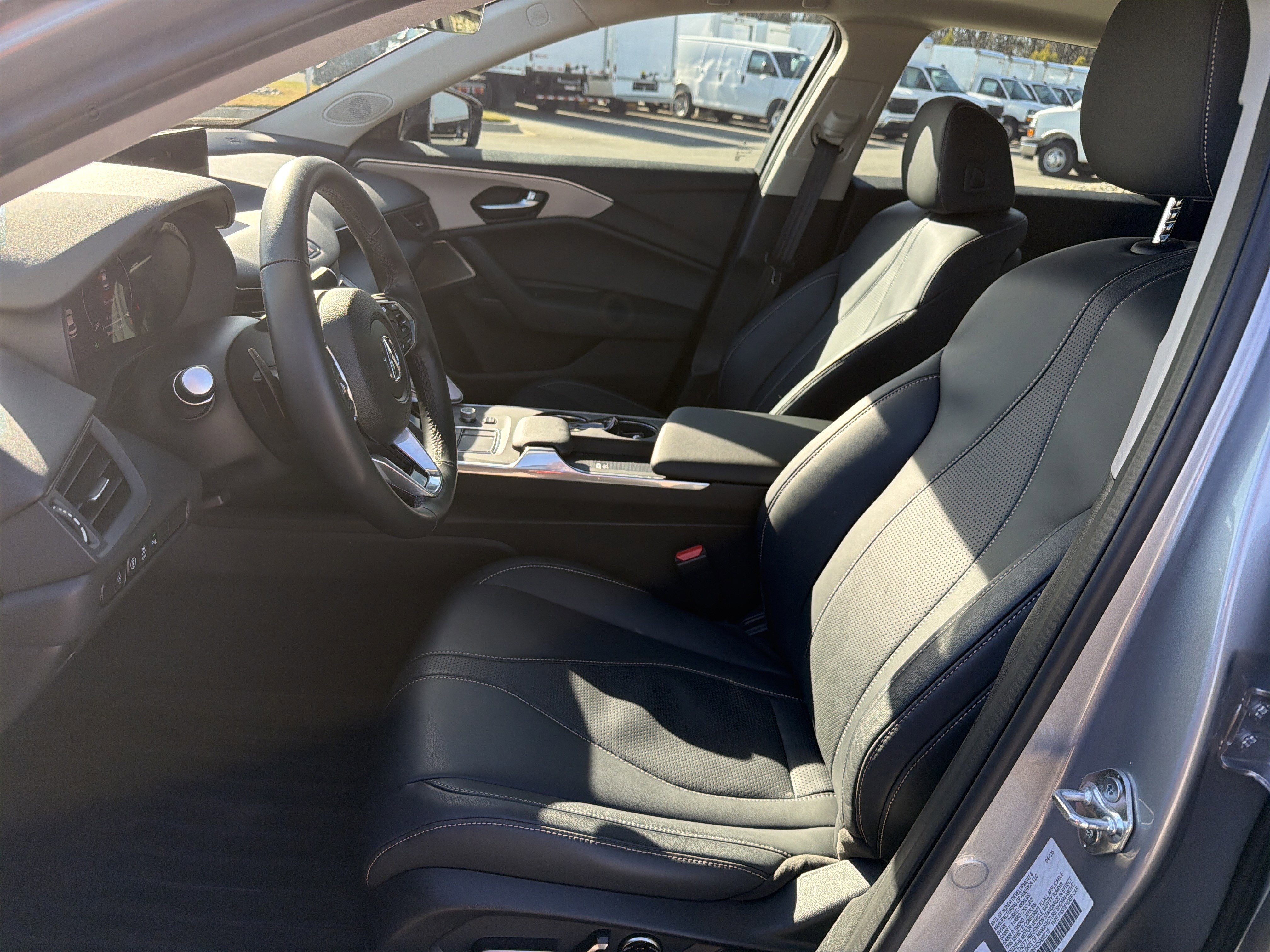 Certified 2025 Acura TLX w/ Technology Package image 16