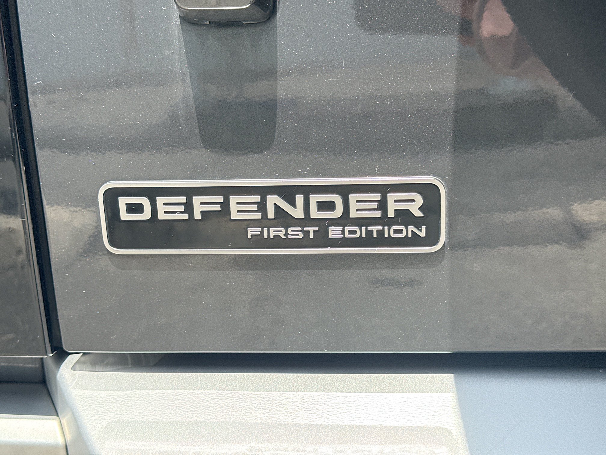 Used 2023 Land Rover Defender 130 First Edition AWD/4WD image 11