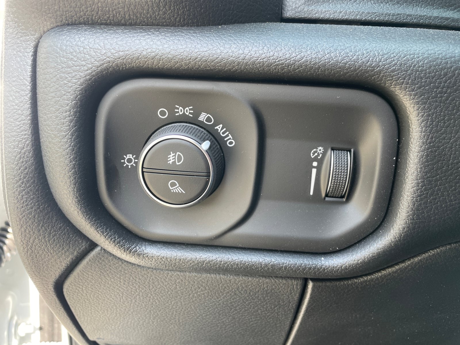 New 2026 RAM 2500 Tradesman AWD/4WD image 22