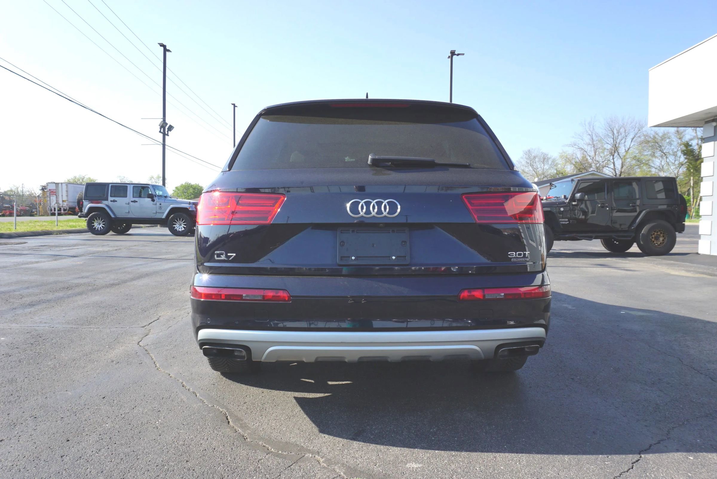 Used 2017 Audi Q7 3.0T Premium Plus image 6