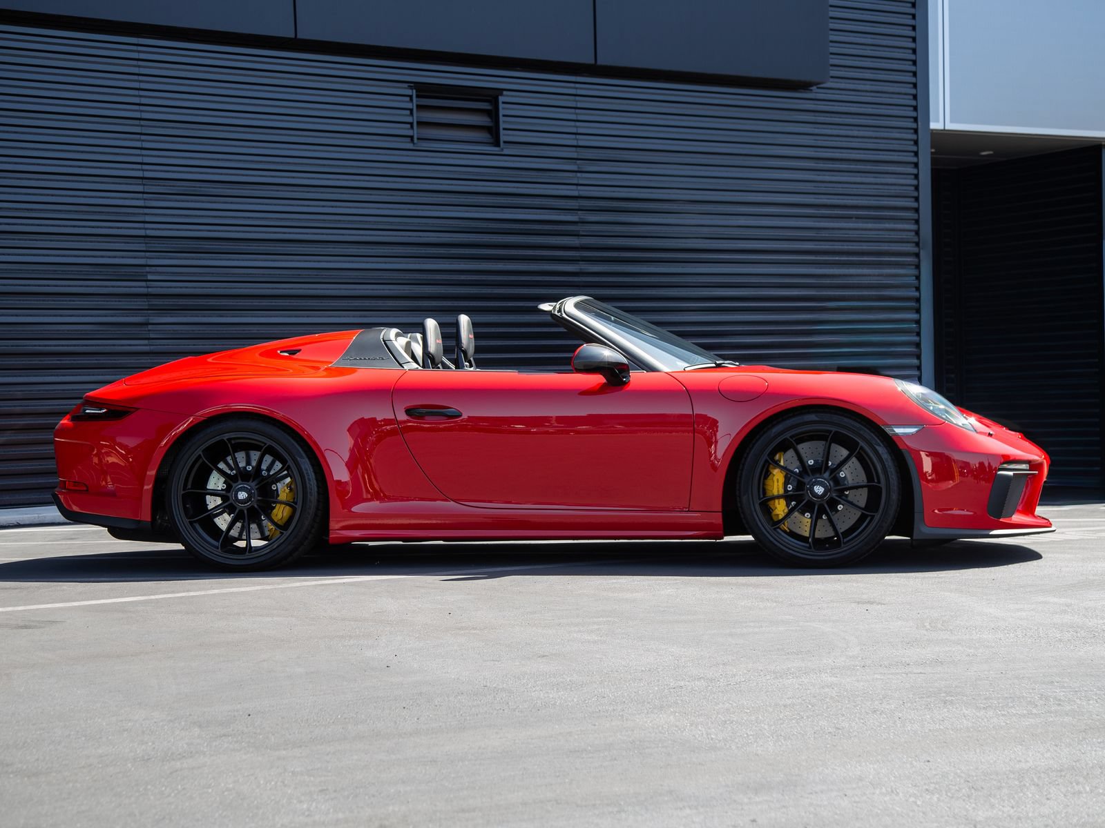 Certified 2019 Porsche 911 Speedster RWD image 6