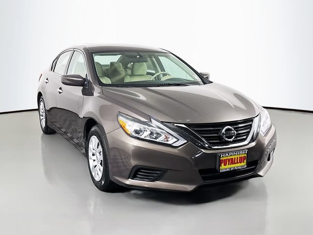 Used 2016 Nissan Altima 2.5 S w/ Power Driver Seat Package FWD image 1