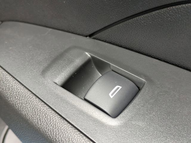 New 2026 Chevrolet Trax ACTIV w/ Sunroof Package image 31