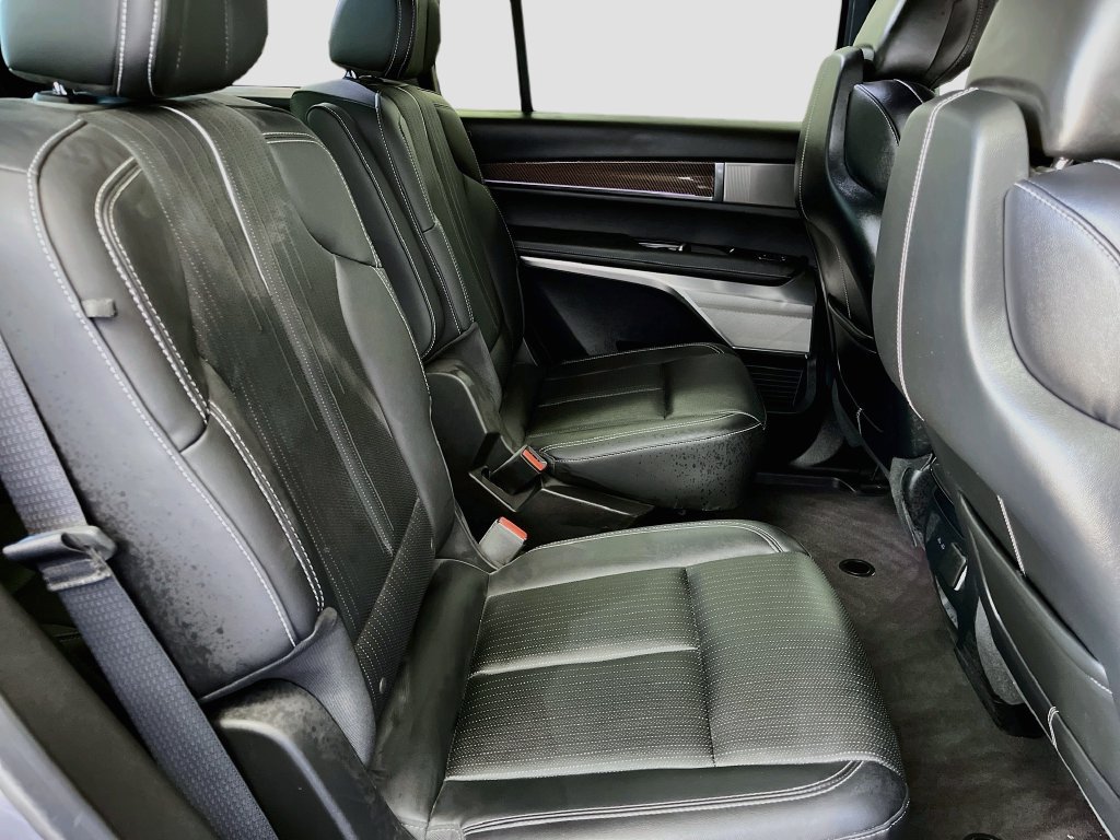Used 2026 Cadillac Vistiq Luxury AWD/4WD image 30
