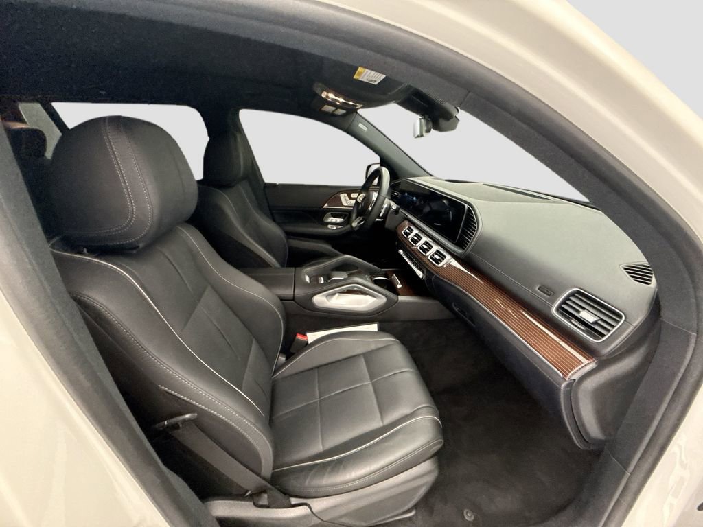 Used 2023 Mercedes-Benz GLS 580 4MATIC image 19