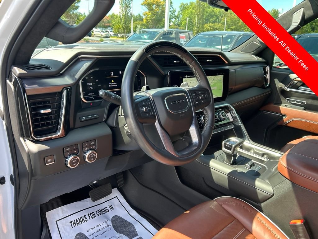 Used 2023 GMC Sierra 1500 Denali Ultimate AWD/4WD image 4