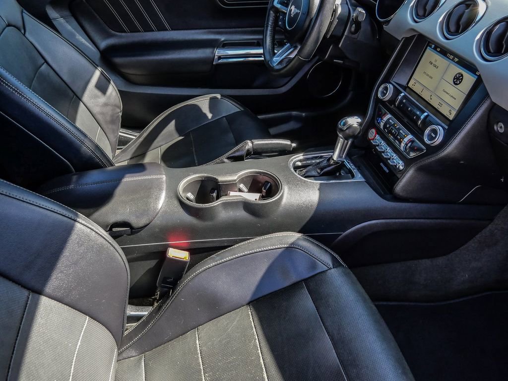 Used 2017 Ford Mustang Premium image 16